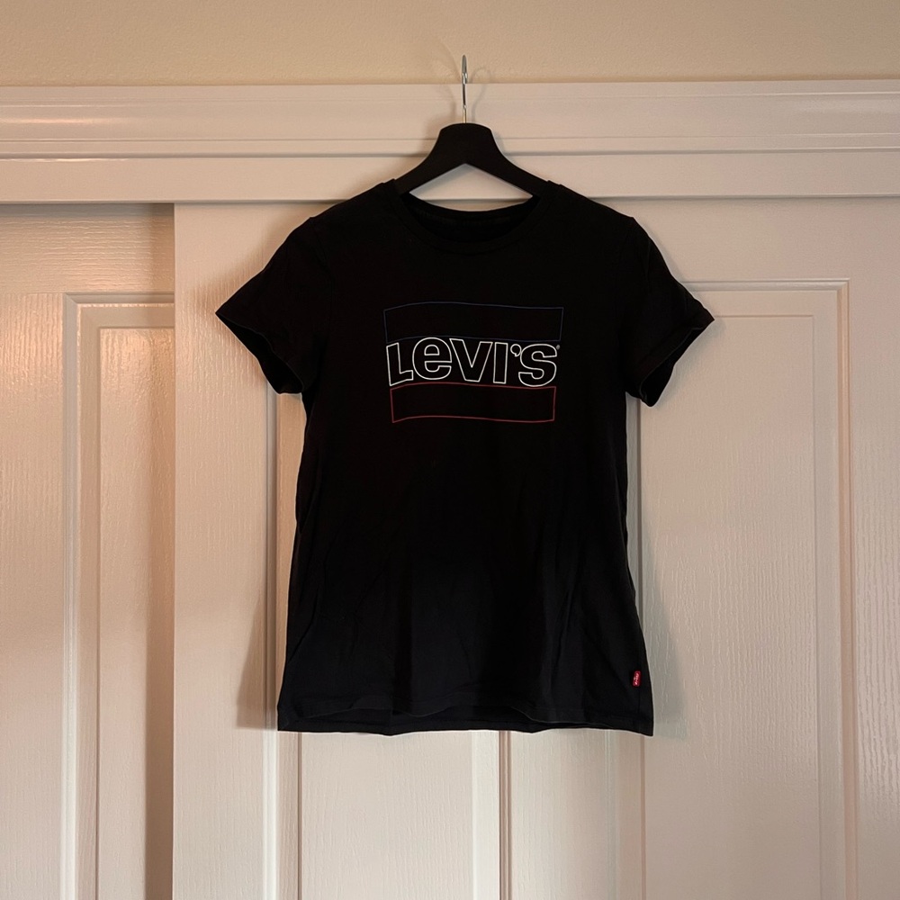 Levi's Black Tee with Logo Outline
